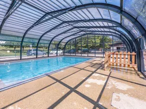 Mobile home with heated pool & terrace - Image 2