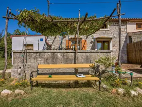 Holiday home with terrace & BBQ - Image 4