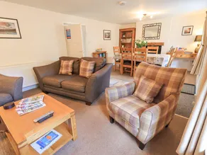 Cottage with garden - Image 5