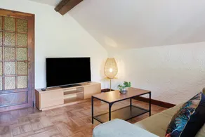 House with garden, terrace & BBQ | Mountain view - Image 5