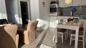 Apartment | Lake view - Image 3