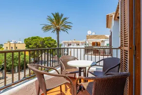 Appartement de vacances avec piscine, internet haut débit et jardin | Vue jardin - Image 5