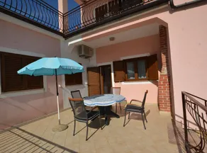 Beautiful apartment with terrace | Next to the beach - Image 5