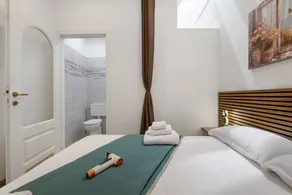 Bikers Rooms - Image 5