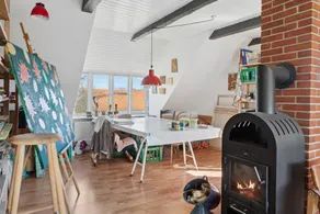 Family-friendly villa with BBQ & garden | Water view | Dogs allowed - Image 3