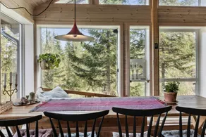 Holiday home with sauna, terrace & garden - Image 4