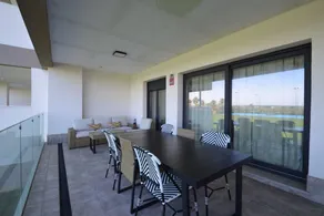 Merveilleux appartement de vacances entièrement équipé avec jardin, piscine et terrasse | Plage à proximité - Image 2