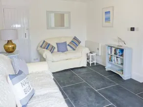 Children-friendly cottage with garden | Beach view | Beach nearby - Image 4