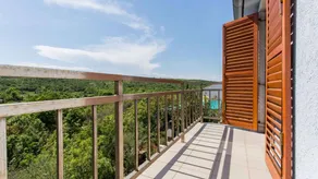 Holiday apartment with garden, terrace & barbeque | Pet-friendly - Image 4