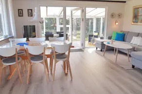 Holiday home with terrace | Next to the beach - Image 5