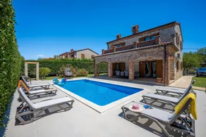 Villa with private pool, garden & terrace | Nature view - Image 4