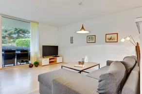 Holiday home with terrace & barbeque - Image 3