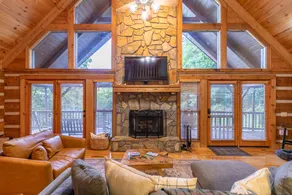 Cabin with hot tub & barbeque | Mountain view - Image 3
