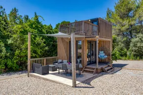 Holiday home with garden, pool & barbeque - Image 2