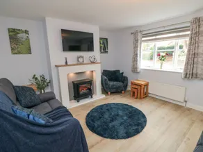 Cottage with garden - Image 5