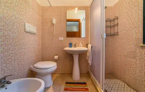 Flat with barbeque & terrace - Image 4