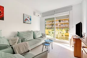Flat with pool, garden & terrace | Garden view - Image 3