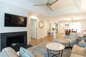 Kingston Cove 16 3 Bedrooms 2 Bathrooms Home - Image 2