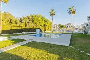 Fully equipped pleasant apartment with pool, barbeque & terrace - Image 2