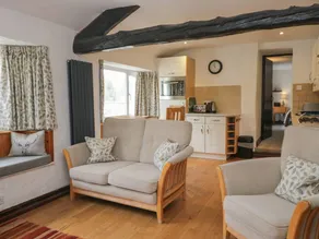 Fully equipped cottage | Pet-friendly - Image 5