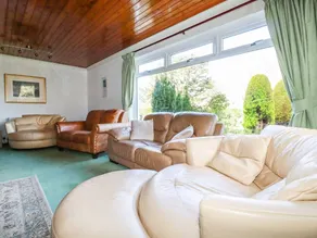 Children-friendly cottage with terrace & garden | Pets allowed - Image 4
