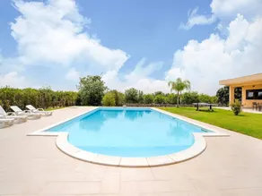 Children-friendly ample holiday home with garden, pool & barbeque | Mountain view | Perfect for remote work | Pets are welcome - Image 2