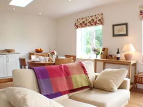 Family-friendly nice cottage with garden & BBQ | Dogs allowed - Image 3