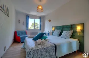 Gite with BBQ, terrace & garden - Image 3