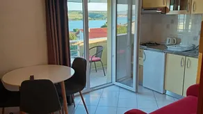 Holiday apartment with BBQ | Sea view | Beach nearby - Image 2