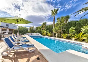 Casa Bendita - Family villa close to Bars and restaurants - 5 minute drive to beach - Image 3