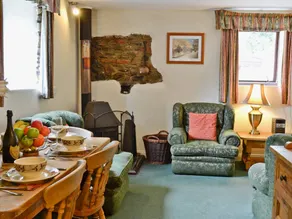 Child-friendly cottage with sauna, garden & barbecue | River view | Pet-friendly - Image 2