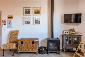 Child-friendly holiday home with pool, barbeque & fast internet | River view - Image 3