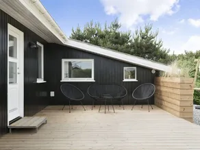 Holiday Home Rolfkarl 500m from the sea by Interhome - Image 5