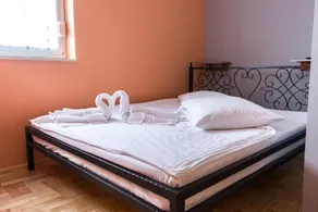 Private room with garden - Image 2