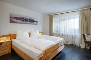 Children-friendly flat with garden, pool & terrace - Image 3