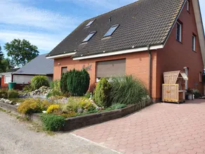 Flat with barbeque & garden - Image 4