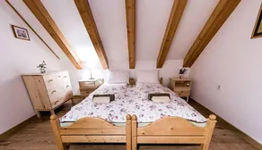Riverfront Holiday Cottage with Private Swimming Pools near Szarvas, Hungary - Image 3