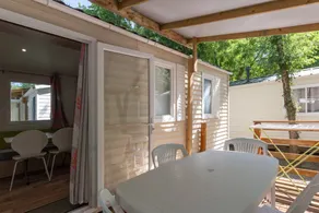 Mobile Home 'Mobil-home C - 1-4 Pers' with Shared Pool, Private Terrace and Shared Garden - Image 2