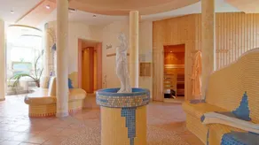 Apartamento vacacional con sauna y jardín - Image 4