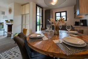 Maison avec barbecue, jardin et terrasse - Image 5