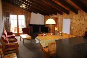 Apartment with garden | Mountain view - Image 3