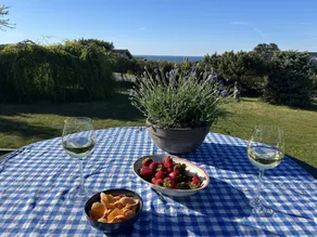 Family-friendly lovely house with terrace, BBQ & garden | Beach view - Image 3