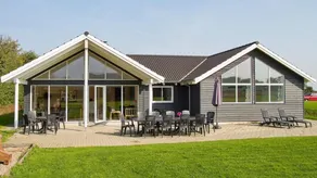 House with terrace, barbecue & pool | Pets allowed - Image 2