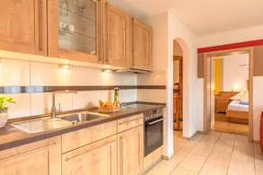 Apartment with terrace, garden & sauna - Image 3
