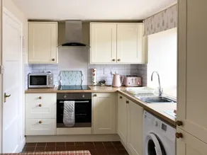 Cottage with garden & barbeque - Image 5