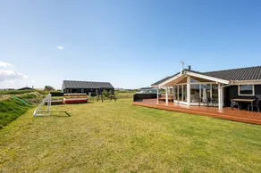 Children-friendly holiday home with jacuzzi, terrace & sauna - Image 2