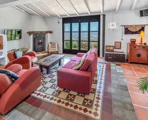 Holiday home with terrace, garden & private pool - Image 3