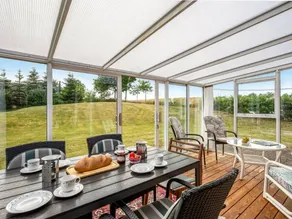 Children-friendly holiday apartment with barbeque | Next to the beach | Dogs allowed - Image 2