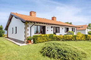 House with terrace, barbeque & garden | Mountain view - Image 3