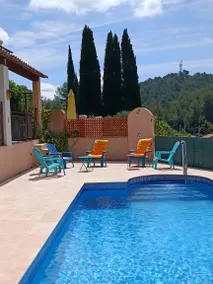 Family-friendly charming house with pool, terrace & barbecue | Garden view | Dogs allowed - Image 2